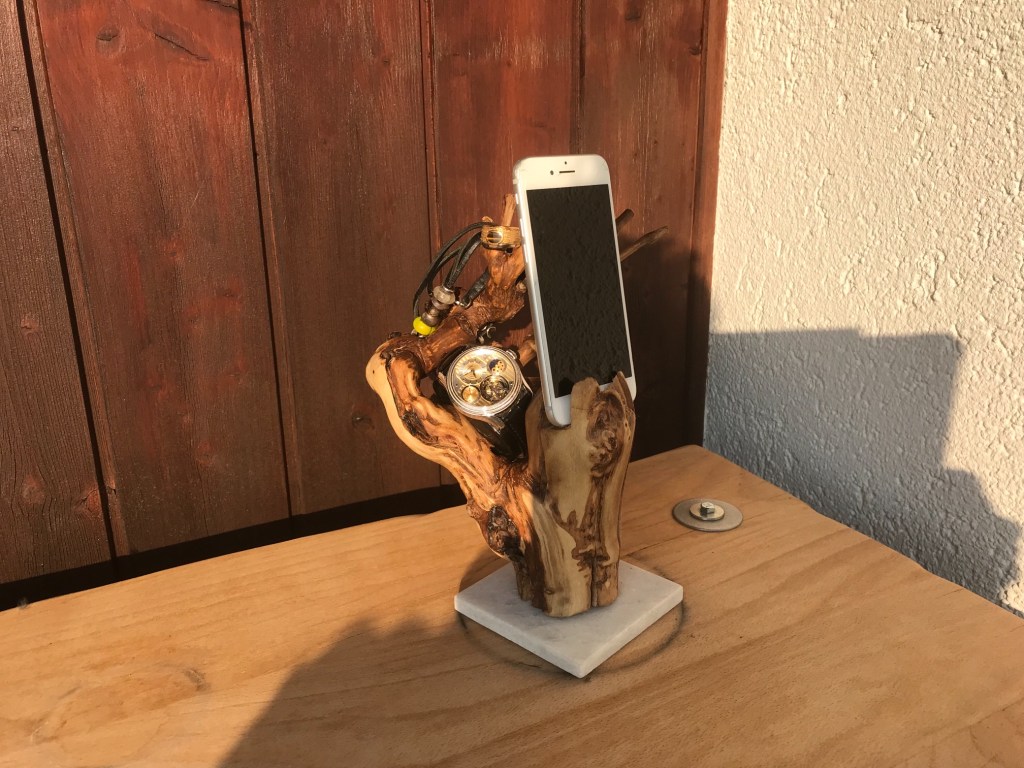 Schmuck-und Handyhalter VERKAUFT